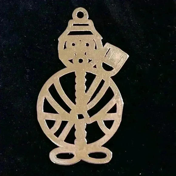 Modern Minimalist Art Snowman Pendant - Picture 5 of 7